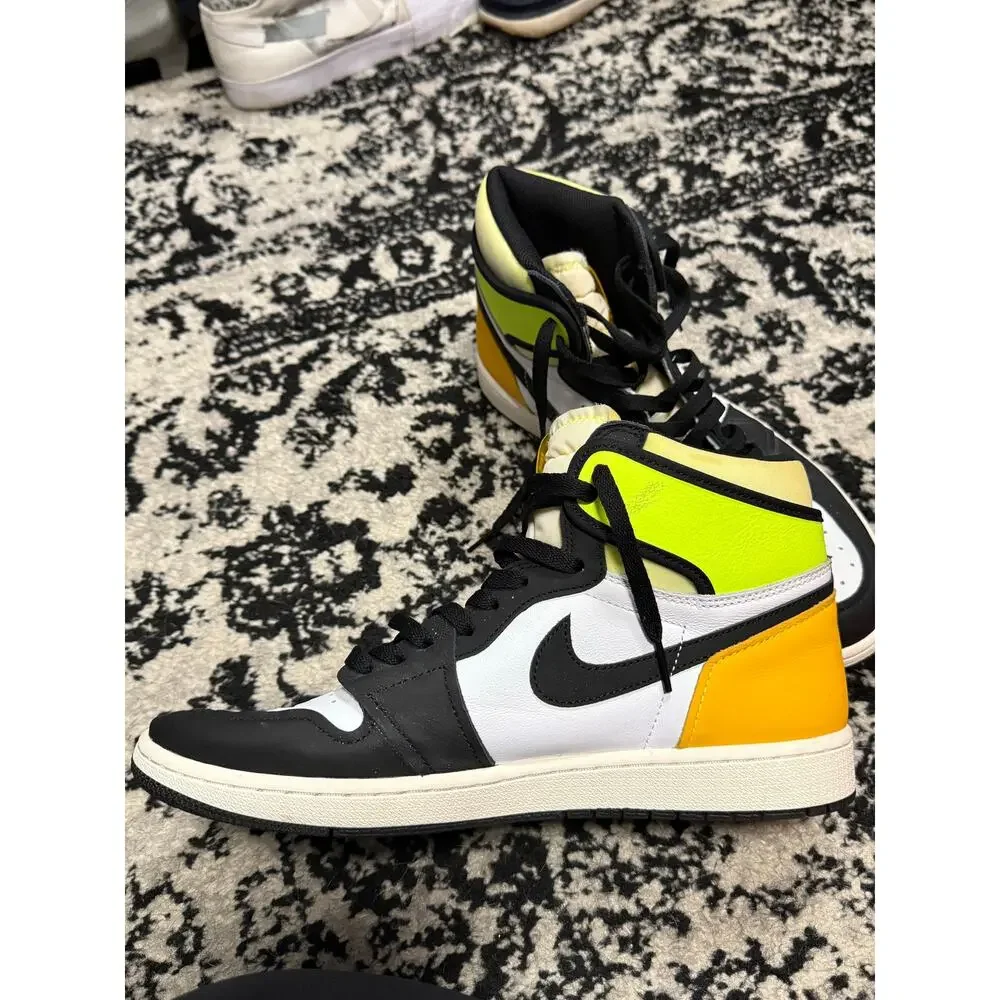 Jordan 1 Retro High White Black Volt University Gold Sneakers Men's Size 12
